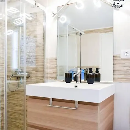Appartement B-rent Casa Barns Central Town