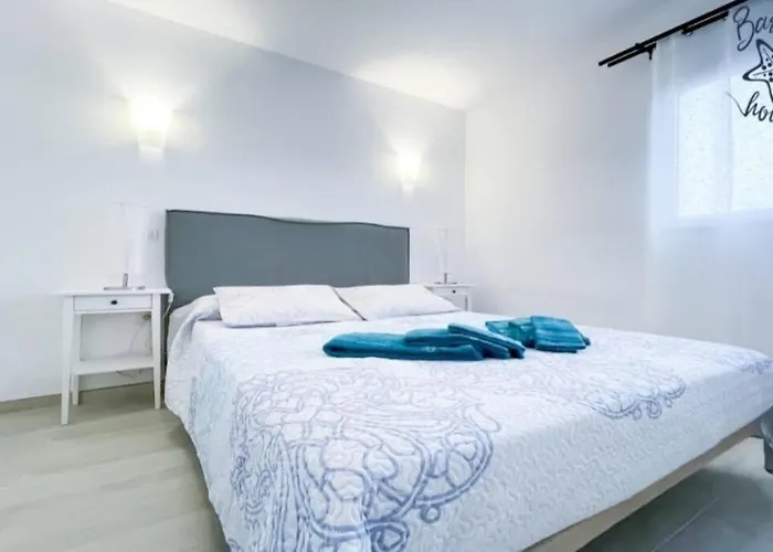 B-rent Casa Barns Town *